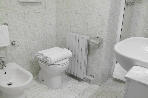 Faust Apartment image 4